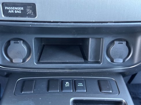 Used 2014 Nissan Armada SV w/ SV Driver Package image 23