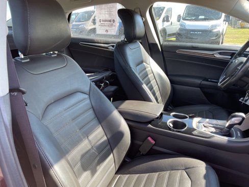 Used 2013 Ford Fusion SE image 40