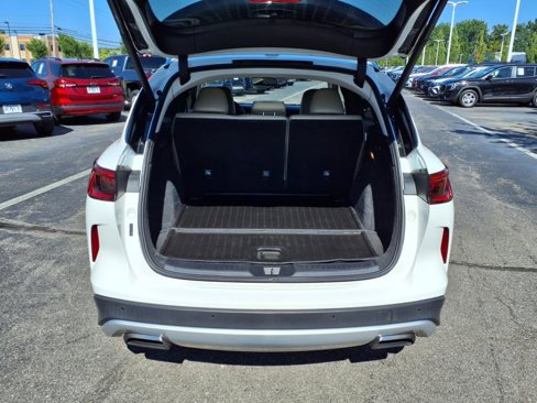 Used 2019 INFINITI QX50 Essential w/ Premium Heat Package image 26