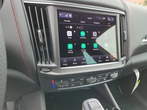 New 2024 Maserati Levante GT Ultima image 8