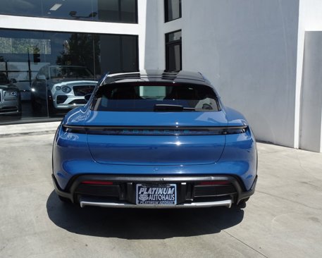 Used 2022 Porsche Taycan 4 Cross Turismo image 5