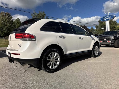 Used 2012 Lincoln MKX AWD image 6