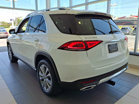 Used 2020 Mercedes-Benz GLE 350 4MATIC image 4
