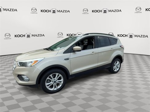 Used 2018 Ford Escape SE w/ SE Sync 3 Package image 4