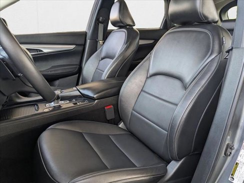 Used 2020 INFINITI QX50 Luxe w/ Navigation Package image 18