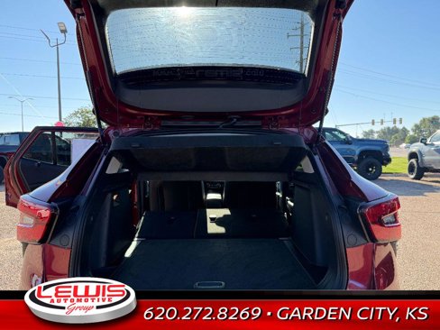 Used 2024 Chevrolet Trax LT image 18