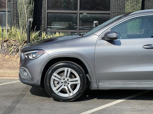 Used 2021 Mercedes-Benz GLA 250 w/ Premium Package image 10