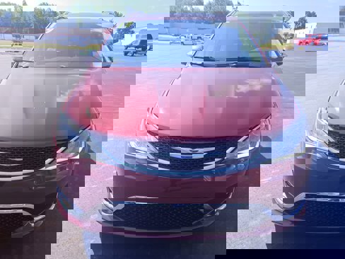 Used 2019 Chrysler Pacifica Limited image 3