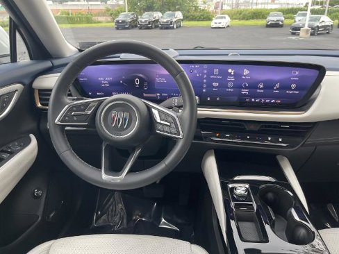 Used 2024 Buick Envision Avenir image 26