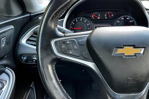 Used 2022 Chevrolet Malibu RS image 11