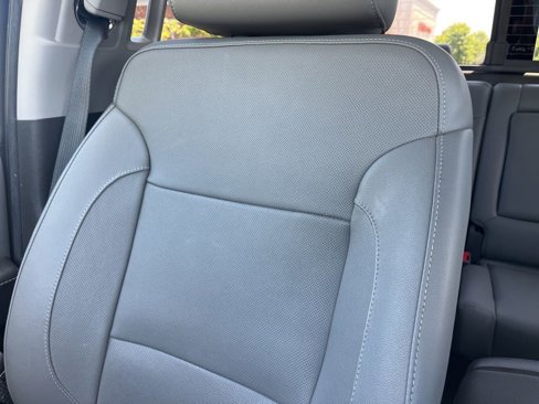 Used 2018 Chevrolet Silverado 1500 LTZ Z71 w/ LTZ Plus Package image 21