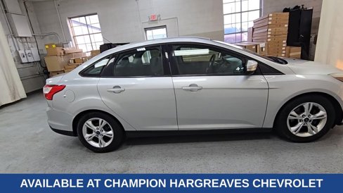 Used 2014 Ford Focus SE w/ SE Winter Package image 12