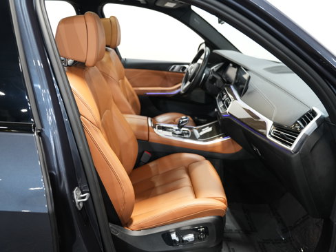 Used 2022 BMW X5 xDrive40i w/ M Sport Package image 34