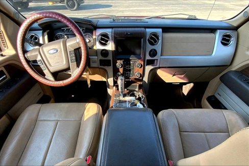 Used 2014 Ford F150 Lariat w/ Equipment Group 502A Luxury image 10