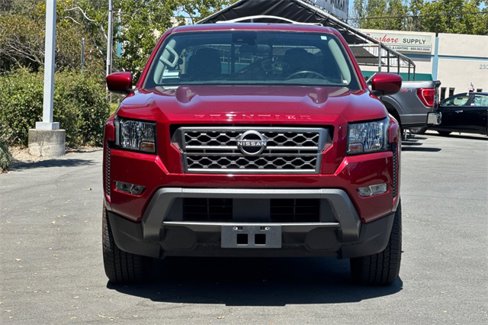 Used 2022 Nissan Frontier SV image 9