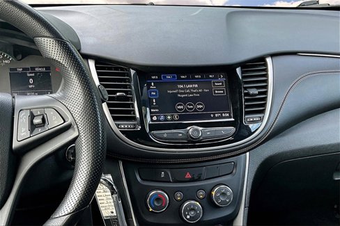 Used 2018 Chevrolet Trax LS image 9