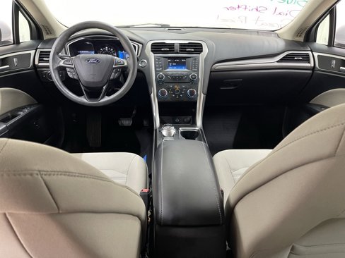 Used 2018 Ford Fusion S image 29