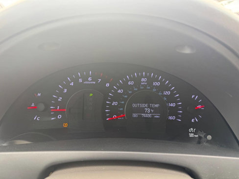 Used 2011 Toyota Camry XLE image 16