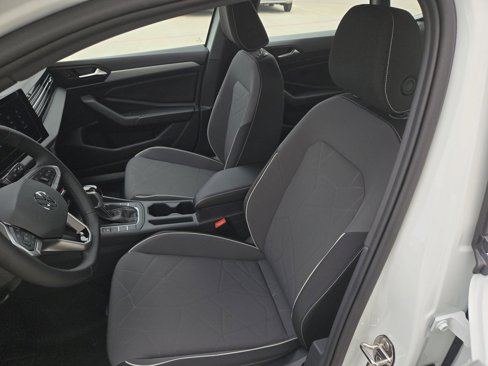New 2025 Volkswagen Jetta Sport image 15