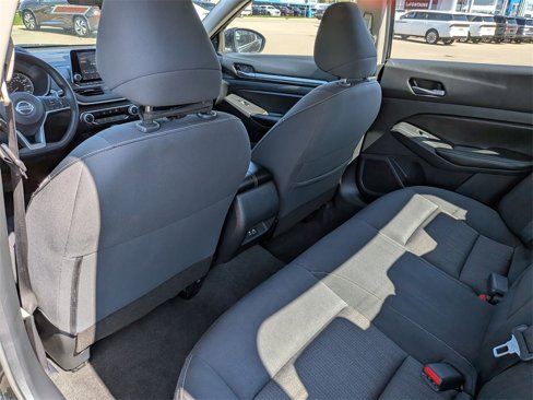 Used 2022 Nissan Altima 2.5 SV image 25
