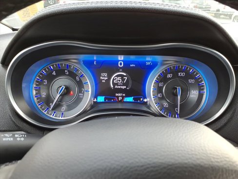 Used 2021 Chrysler 300 Touring L image 17