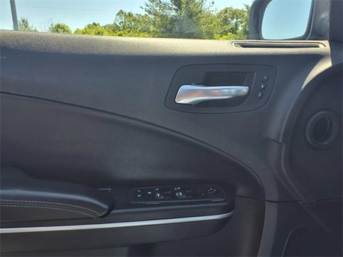 Used 2022 Dodge Charger SXT w/ Leather Interior Group image 16