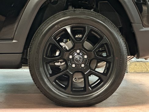 New 2025 Jeep Compass Latitude w/ Altitude Special Edition image 10