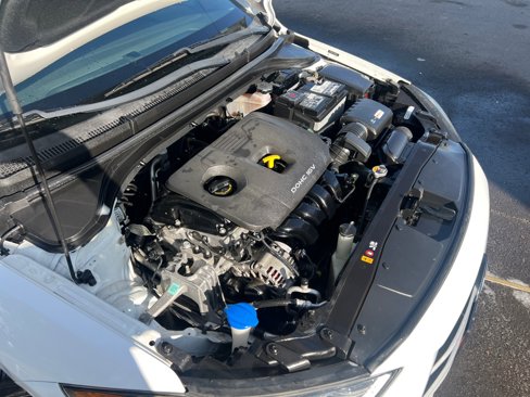 Used 2018 Hyundai Elantra SEL image 33