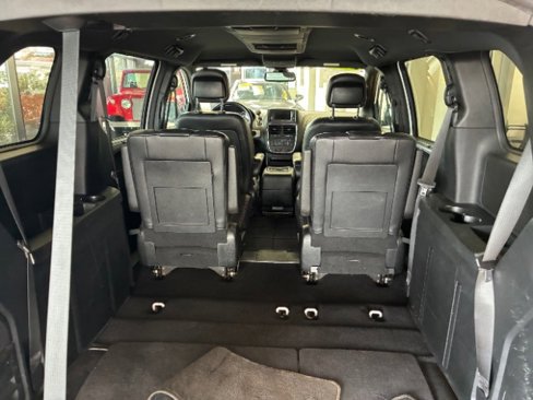 Used 2019 Dodge Grand Caravan GT image 10