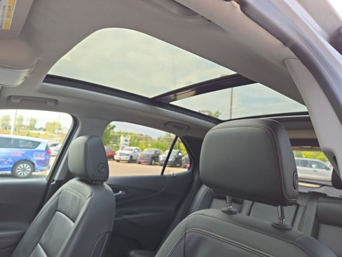Used 2020 Chevrolet Equinox Premier image 29