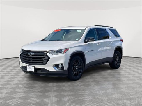 Used 2019 Chevrolet Traverse LT w/ LPO, Blackout Package image 3