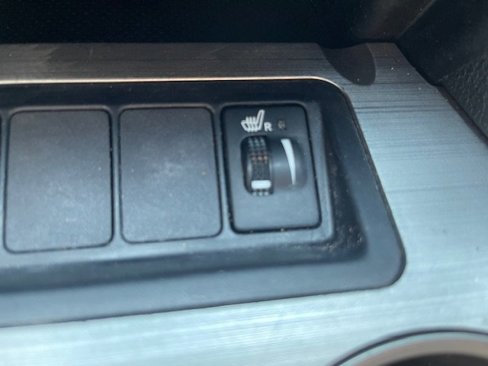 Used 2012 Toyota Camry SE image 25