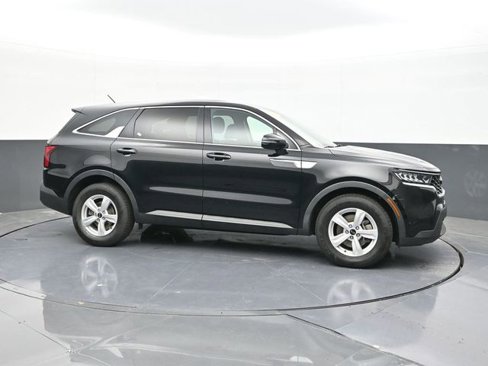 Used 2021 Kia Sorento LX image 18