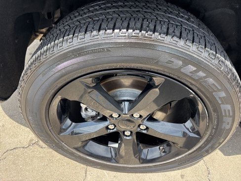 Used 2023 Jeep Grand Cherokee Altitude image 11