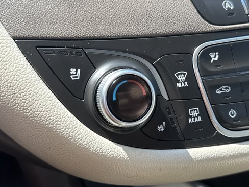 Used 2024 Chevrolet Malibu LT image 13