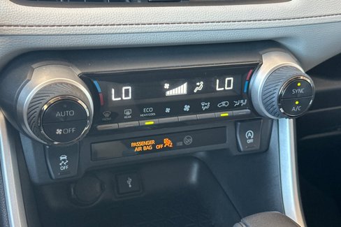 Certified 2022 Toyota RAV4 XLE image 26