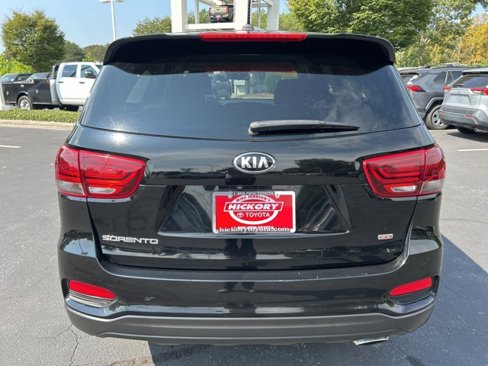 Used 2019 Kia Sorento LX image 6