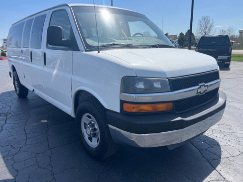 Used 2010 Chevrolet Express 3500 LT w/ LT Preferred Equipment Group image 9