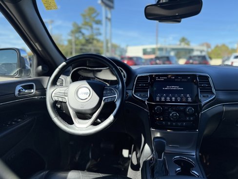 Used 2020 Jeep Grand Cherokee Limited image 13