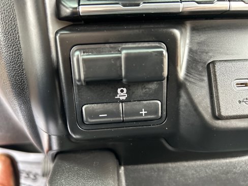 Used 2021 GMC Sierra 1500 AT4 image 35