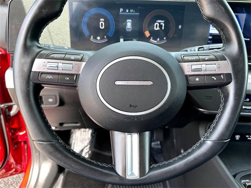 Used 2025 Hyundai Kona SEL image 15