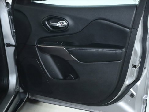 Used 2021 Jeep Cherokee Latitude image 33