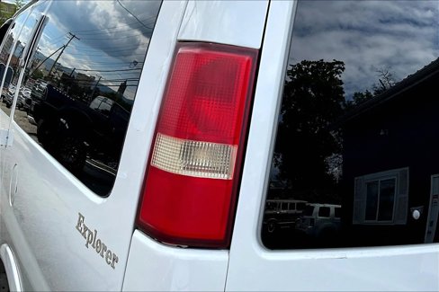 Used 2010 Chevrolet Express 1500 AWD w/ Preferred Equipment Group image 30