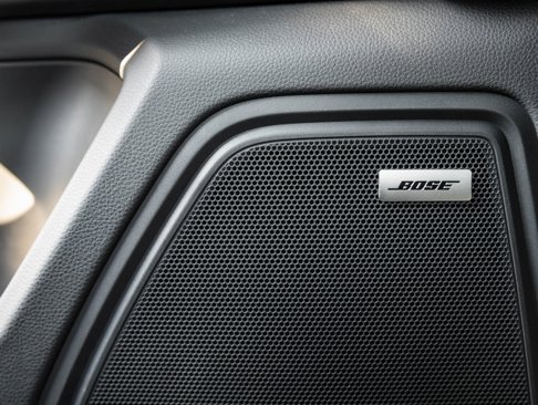Certified 2022 Porsche Macan image 20