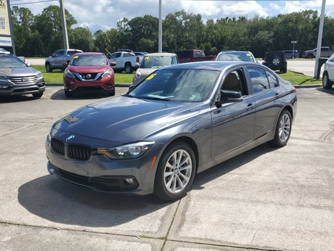 Used 2016 BMW 320i Sedan w/ Premium Package image 2