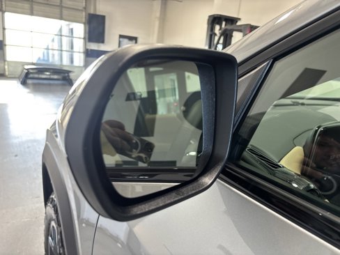 New 2026 Chevrolet Equinox ACTIV w/ Safety and Technology Package image 9