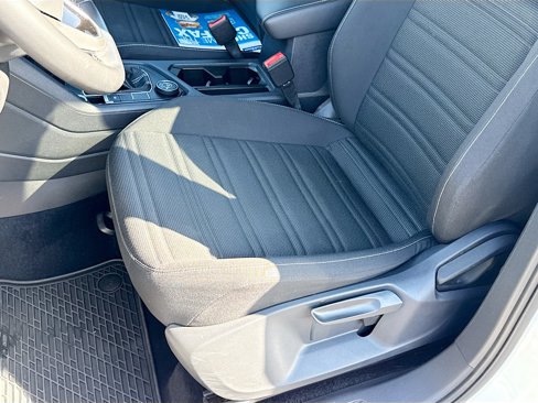 Used 2022 Volkswagen Tiguan S image 18