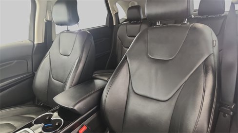 Certified 2018 Ford Edge Titanium w/ Technology Package image 9