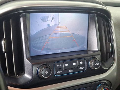 Used 2016 Chevrolet Colorado LT image 4
