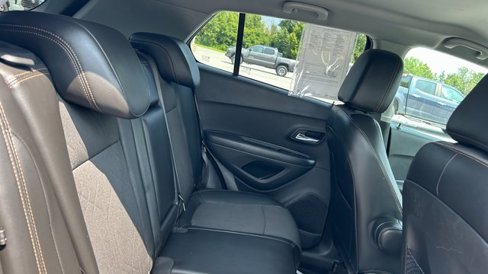 Used 2019 Chevrolet Trax LT w/ LT Convenience Package image 41